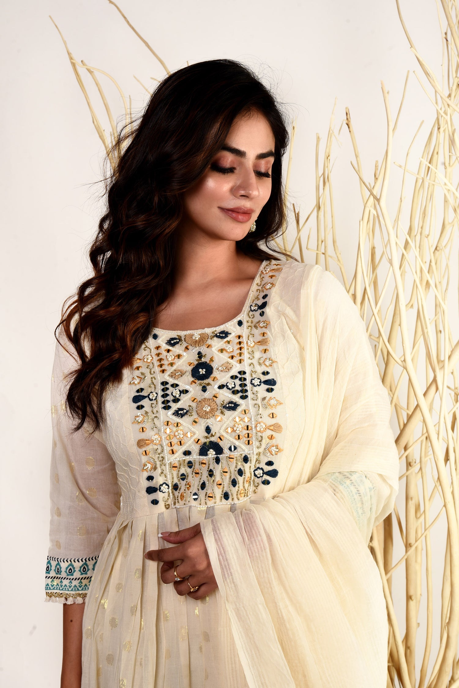 Komal Off White Mulmul Kurta set with Embroidery