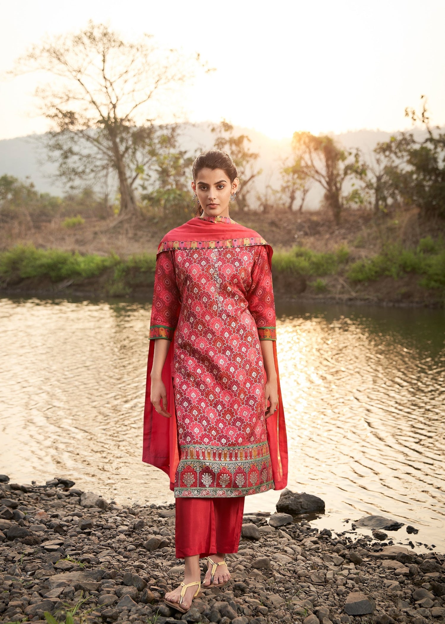 Red Chinnon Printed Kurta set with Embroidery