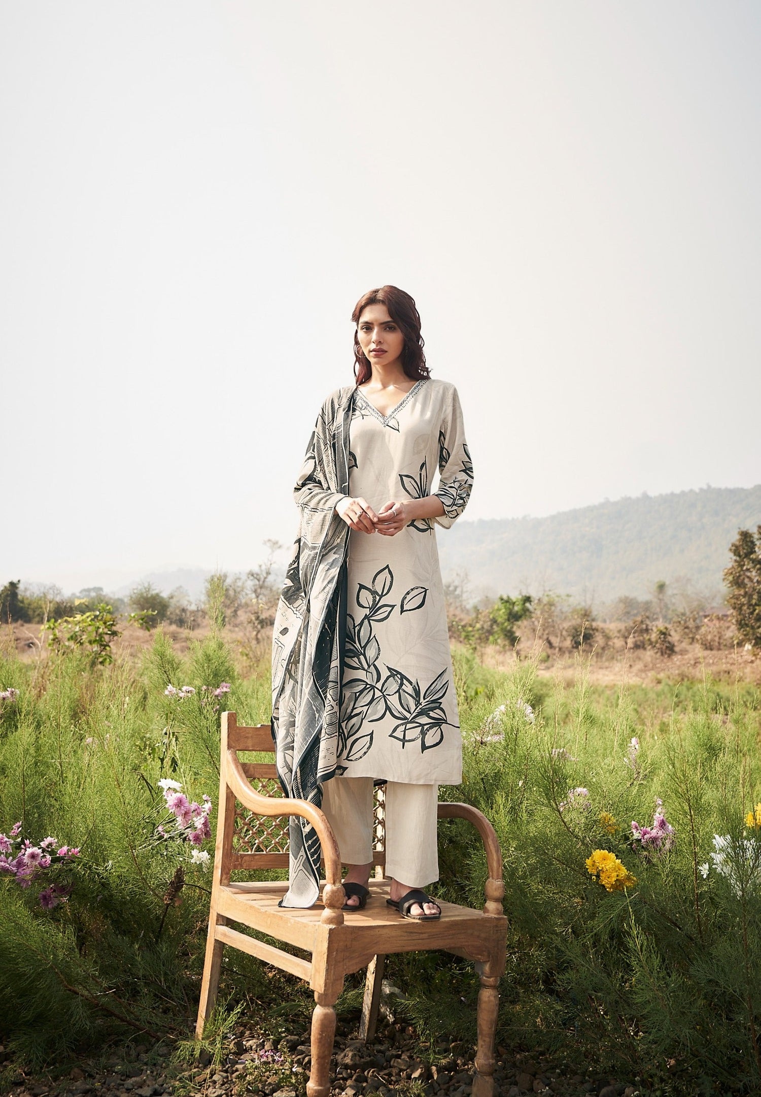 Vanilla Leafy Muslin Silk Printed Kurta set with Embroidery