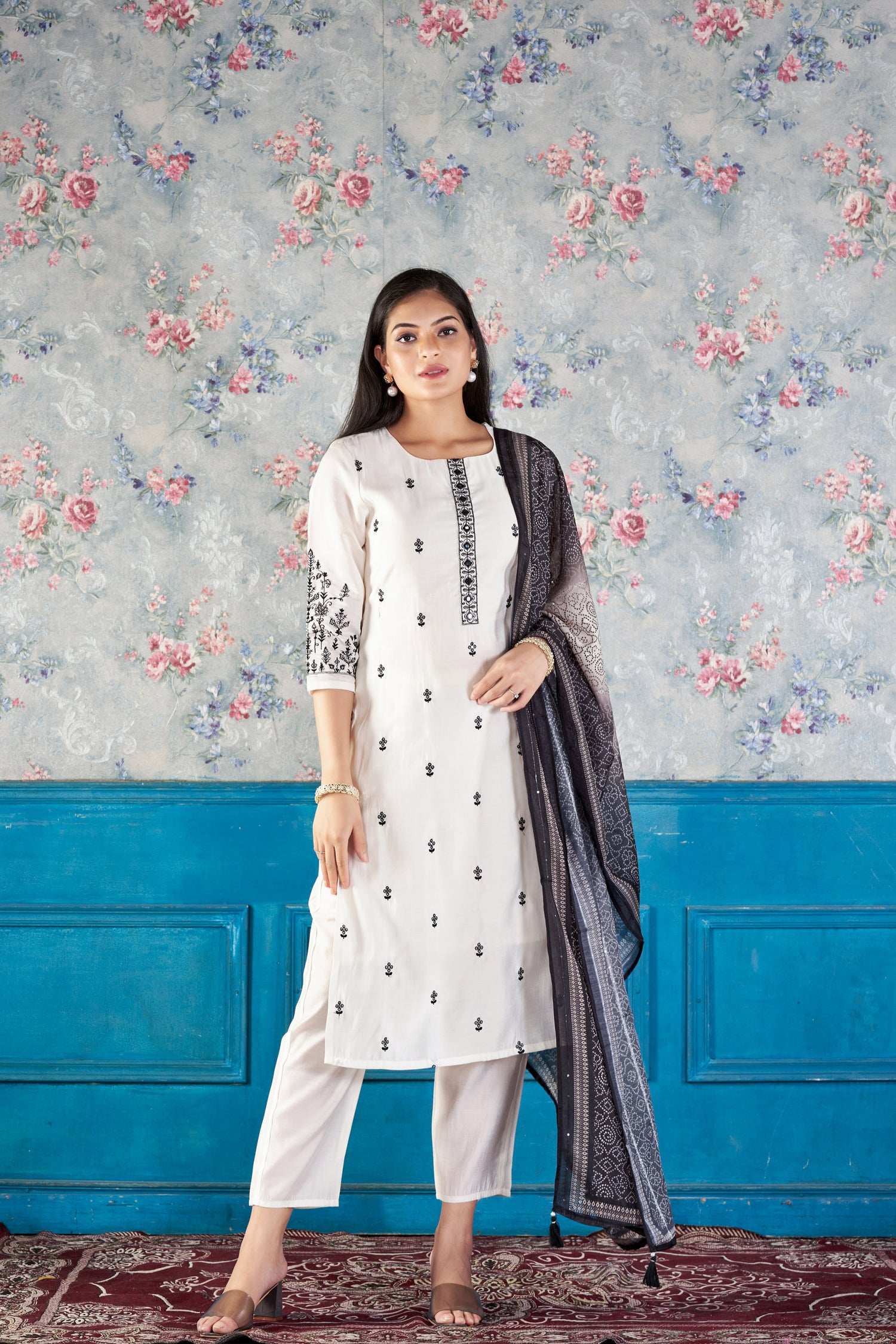 Ivory Serenity Romon Silk Kurta set with delicate embroidery