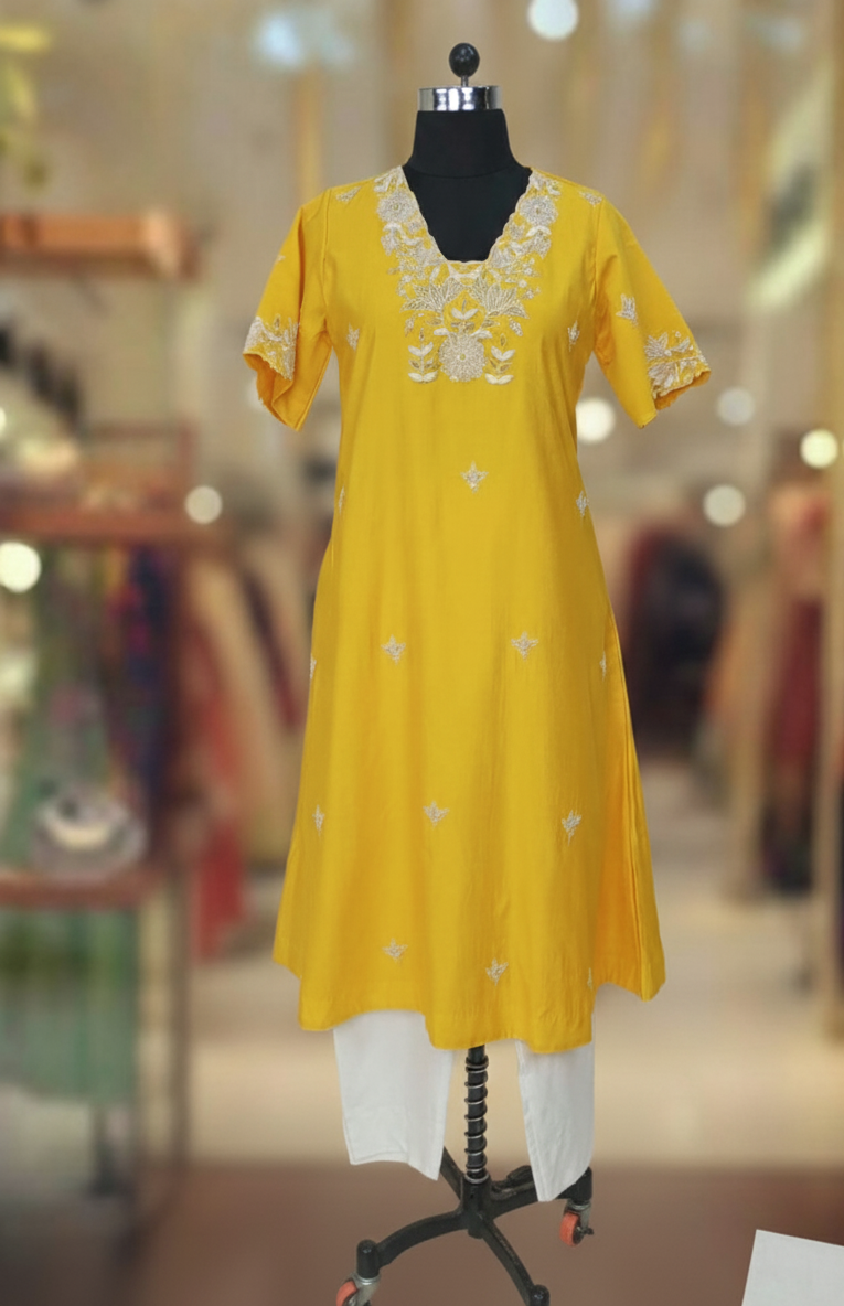 SUNLIT SILK SUIT SET