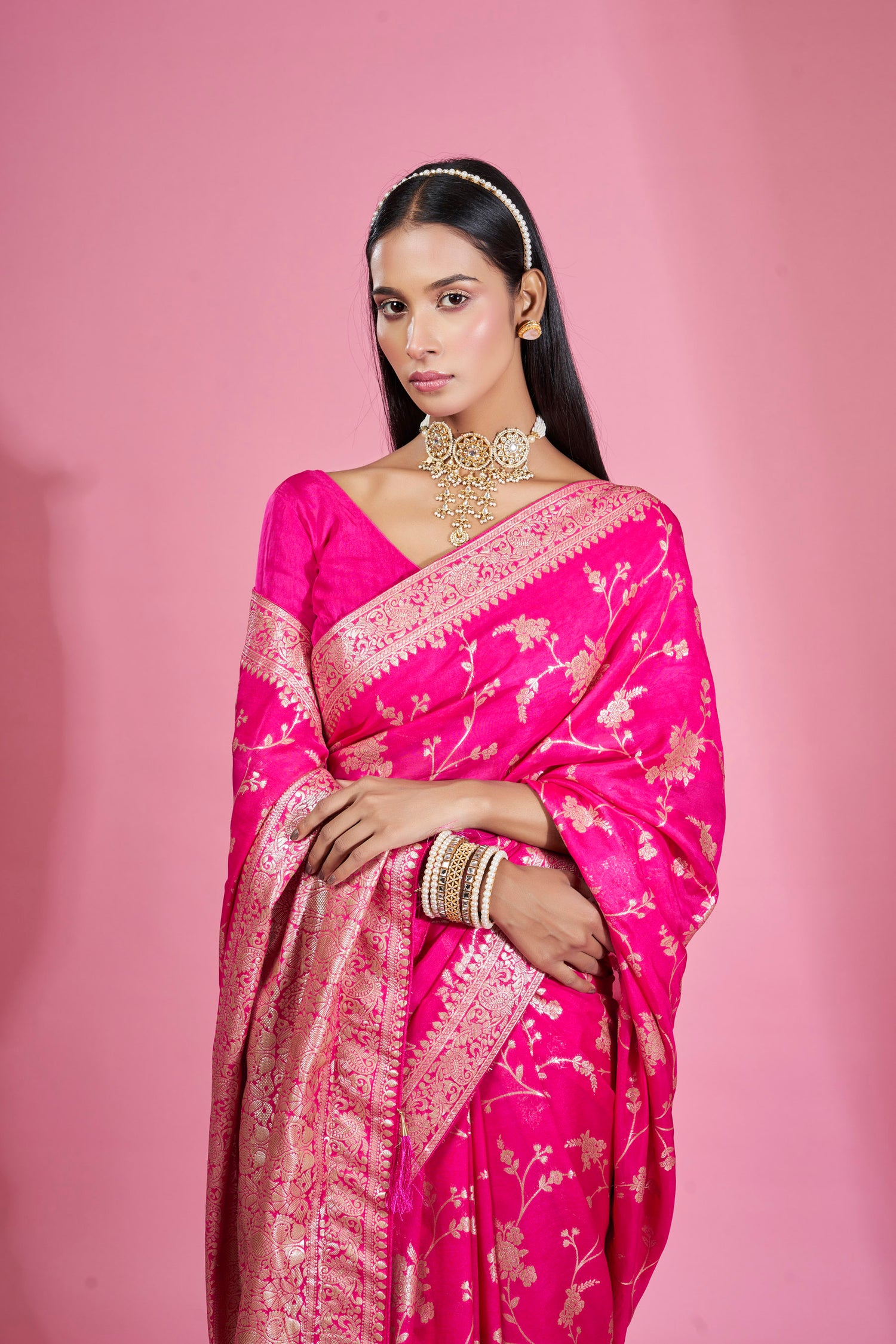 Shimmer Jaal Weave Rani Organza Saree