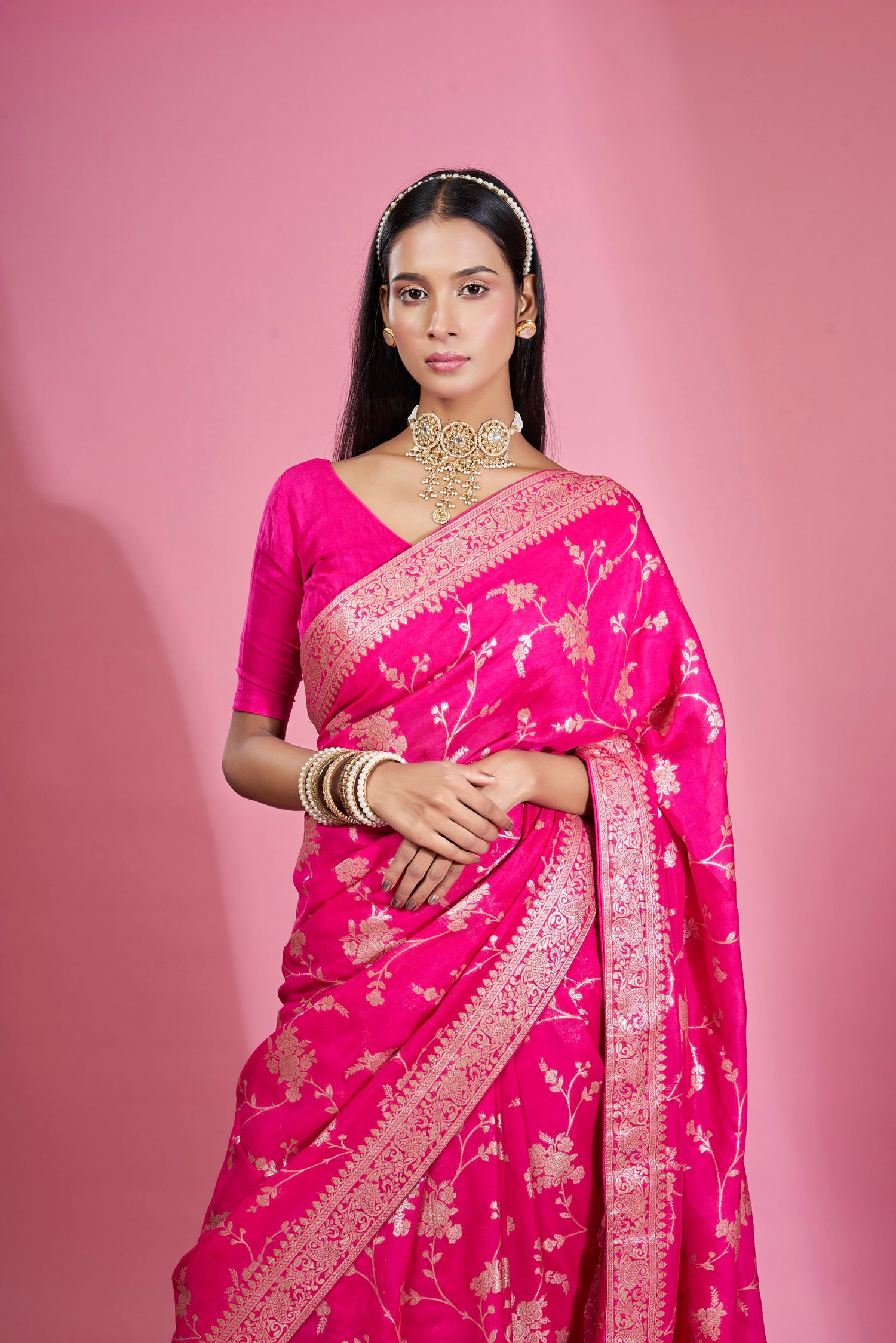 Shimmer Jaal Weave Rani Organza Saree