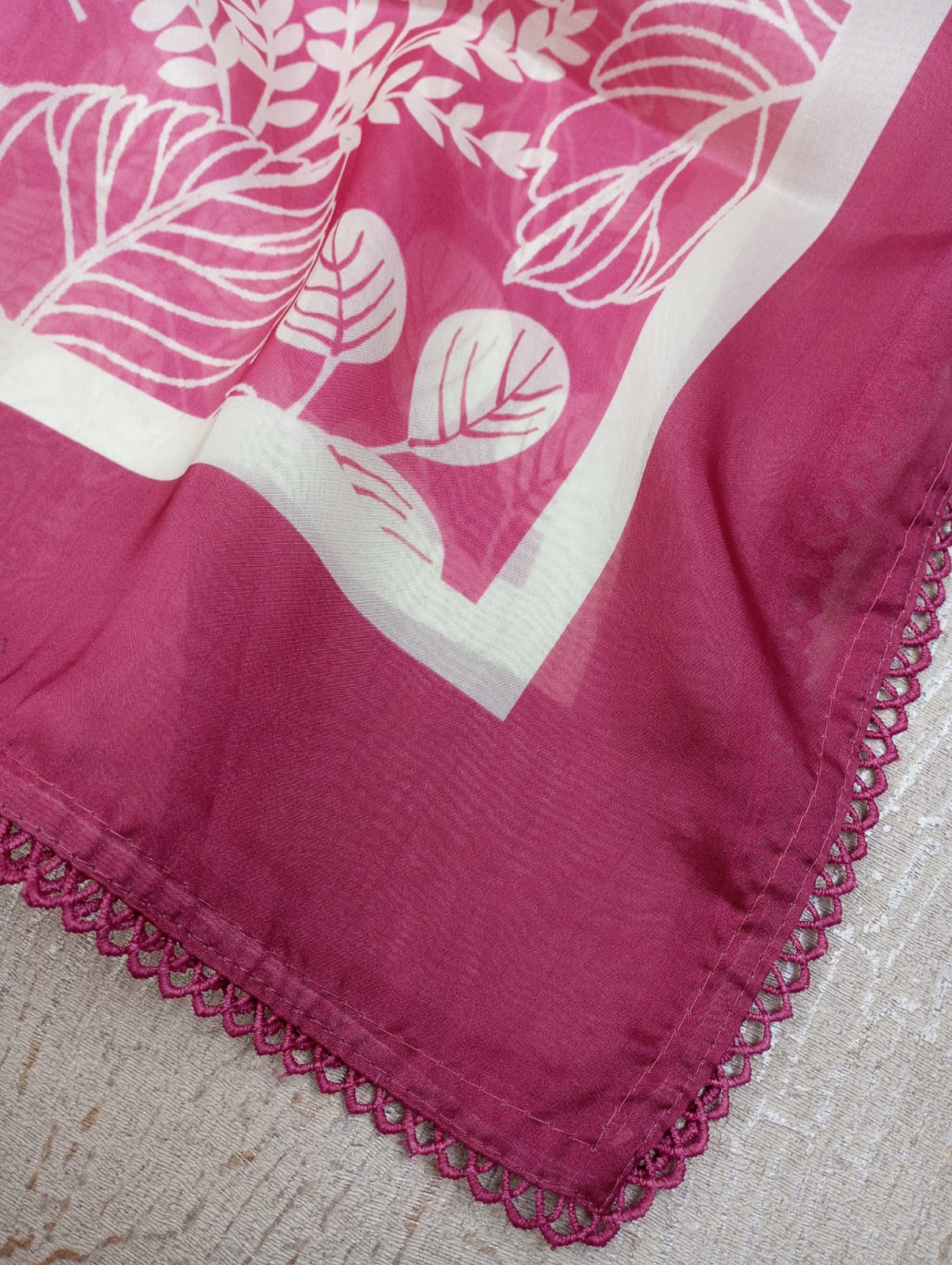 EMBROIDERED SUIT SET