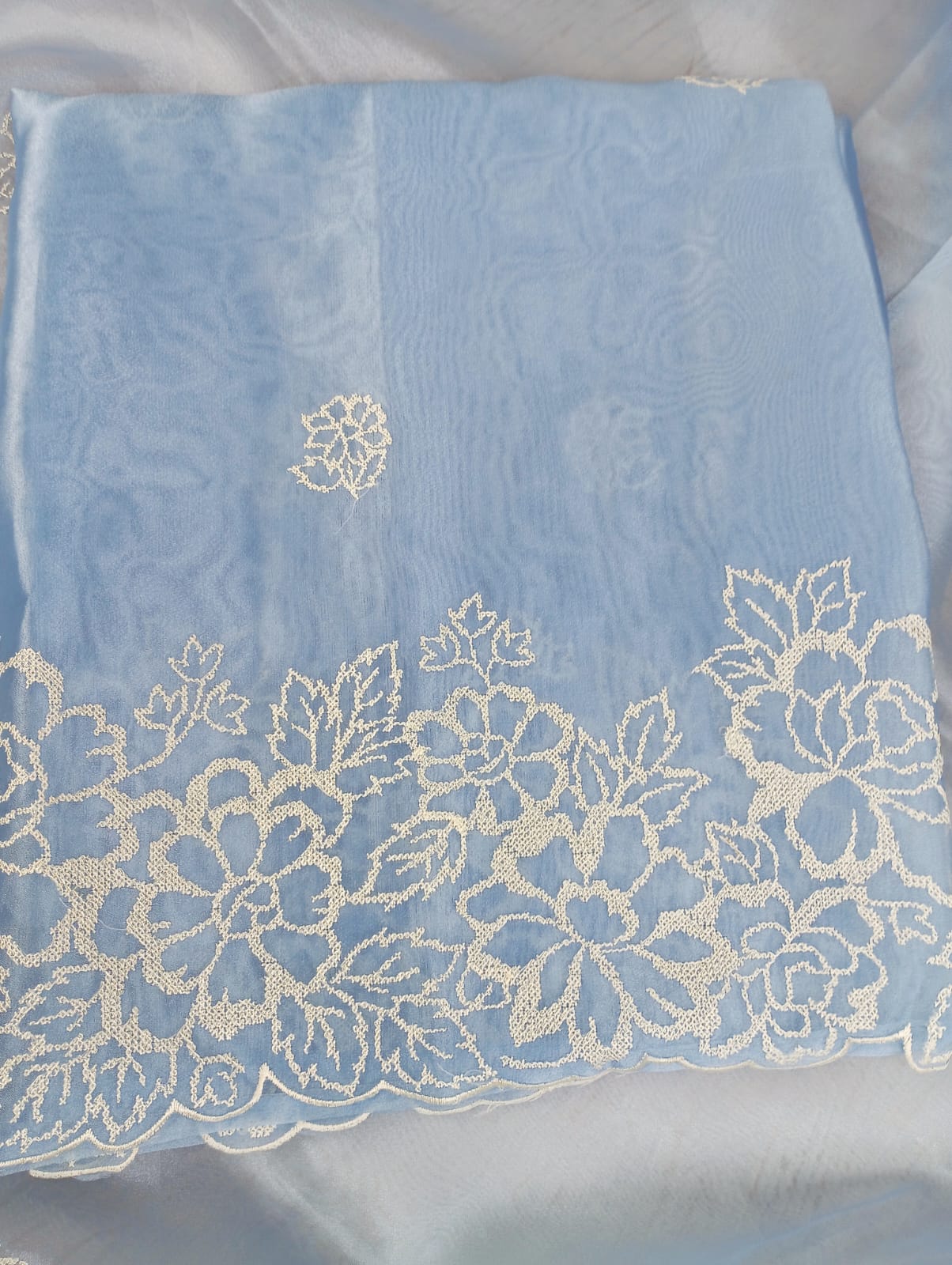 TISSUE EMROIDERED SUIT SET