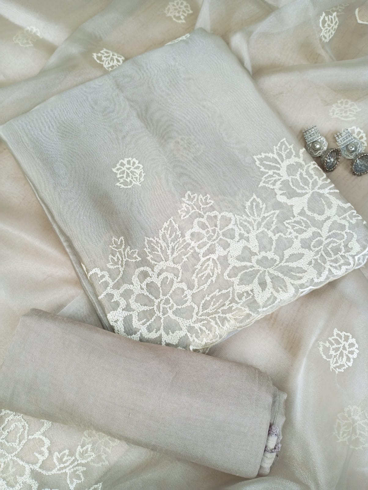 TISSUE EMROIDERED SUIT SET